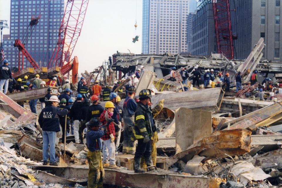 Thanking the Men, Women Behind the WTC Recovery Effort | National ...